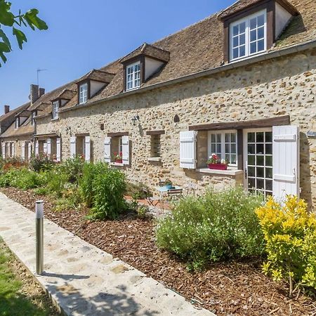 Domaine Des Trois Chateaux Moisenay Exterior foto